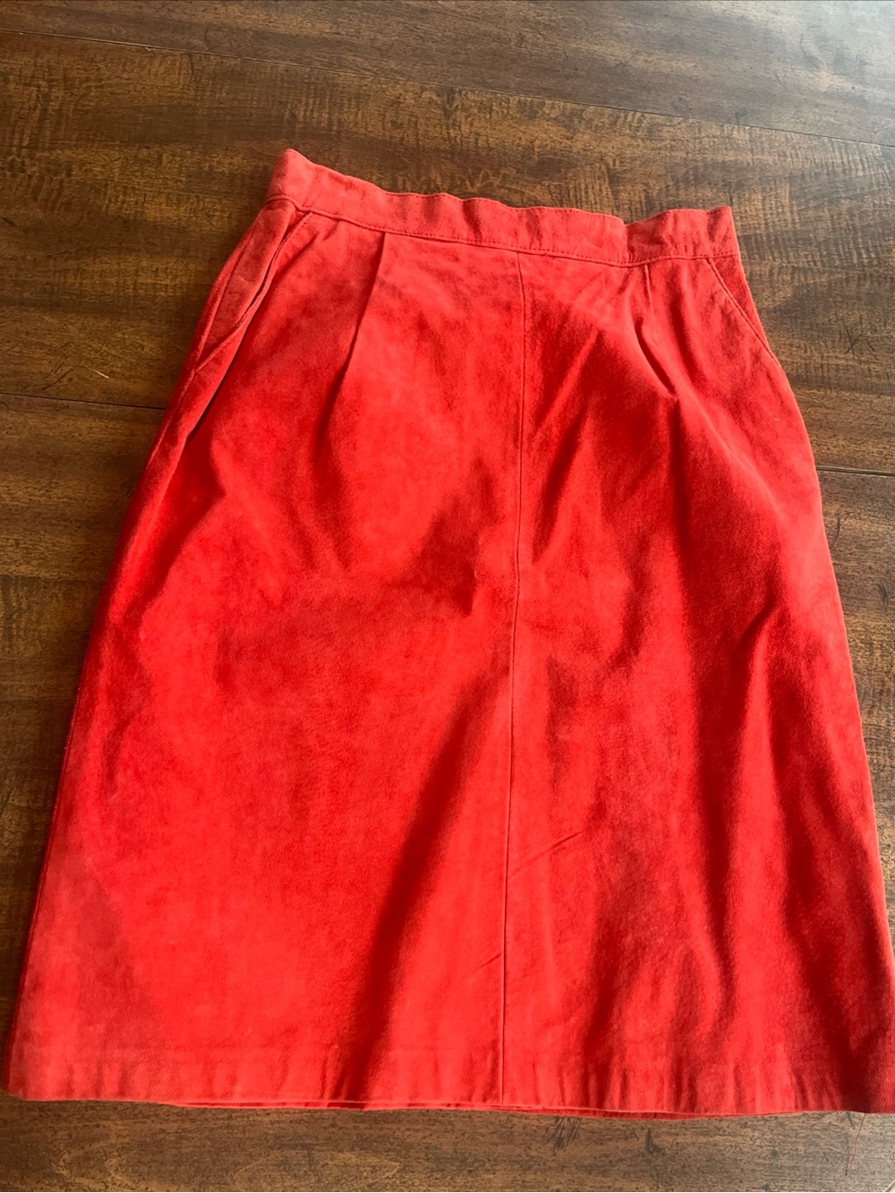 Vintage Toffs Cherry Red Genuine Suede 
Leather Midi Skirt 10M Old Money Korea